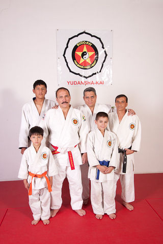 MI HERMANO FRANCISCO, MIS HIJOS JUAN, PABLO, DIEGO Y CARLO
